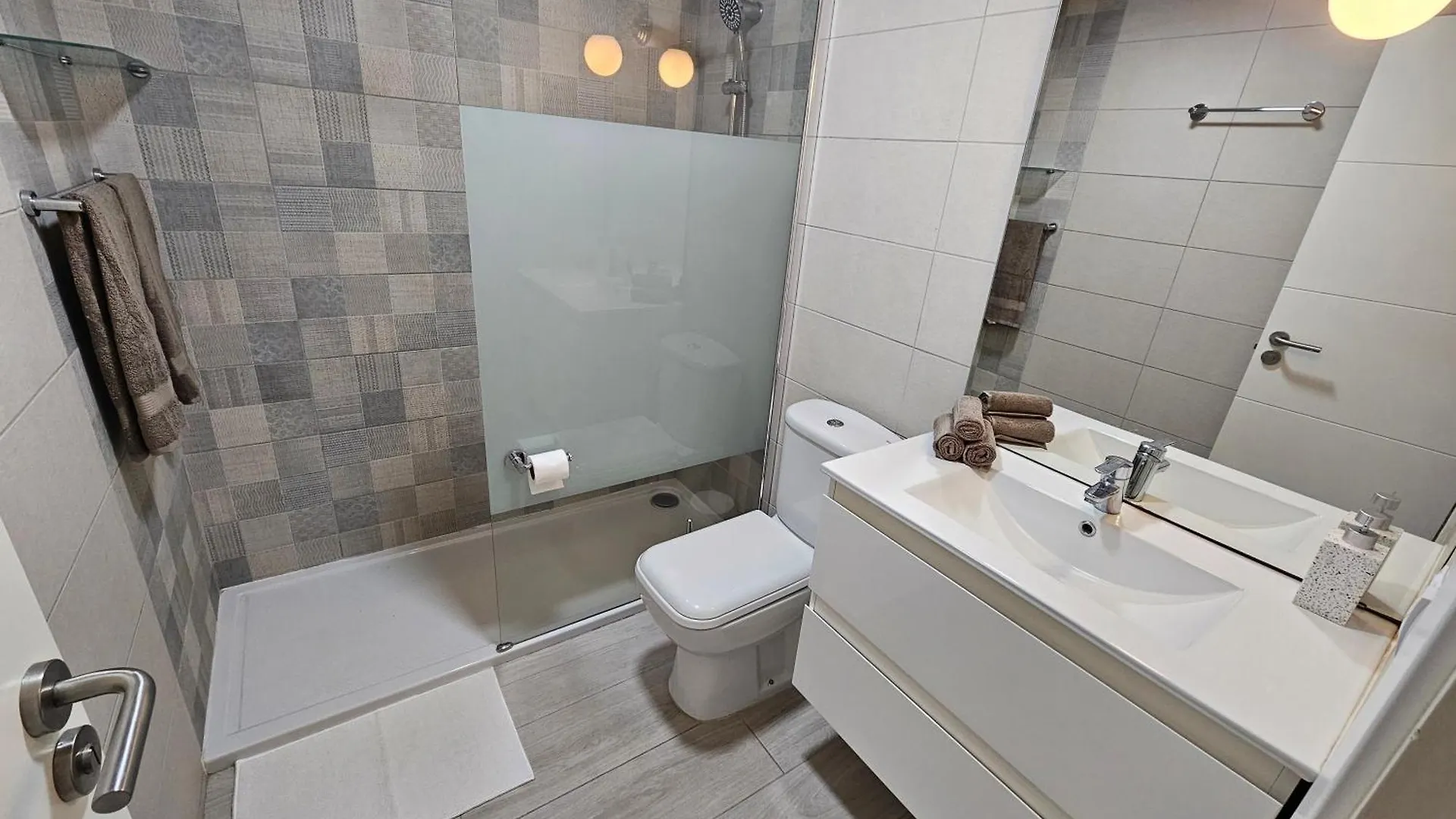 Los Cristianos Heated Pool Sea View Ac לוס כריסטיאנוס