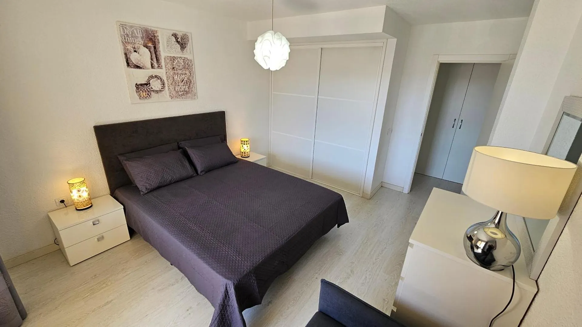 Los Cristianos Heated Pool Sea View Ac דירה